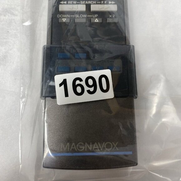 Vintage Magnavox VSQS0451 TV VCR Remote Control w/Slide M25-Made in Japan - Picture 11 of 11